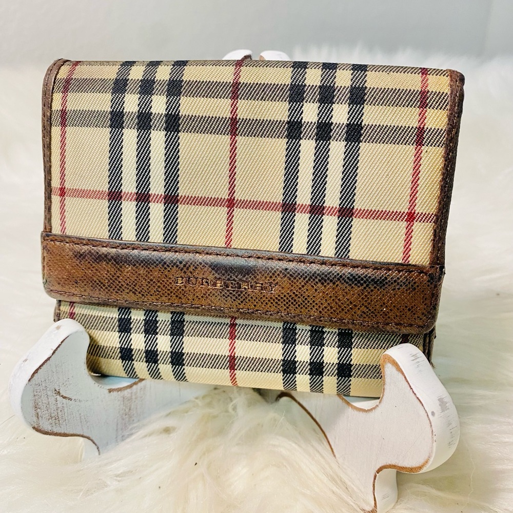 GUC, Ventage Burberry Nova Check Compact Wallet - Picture 1 of 8